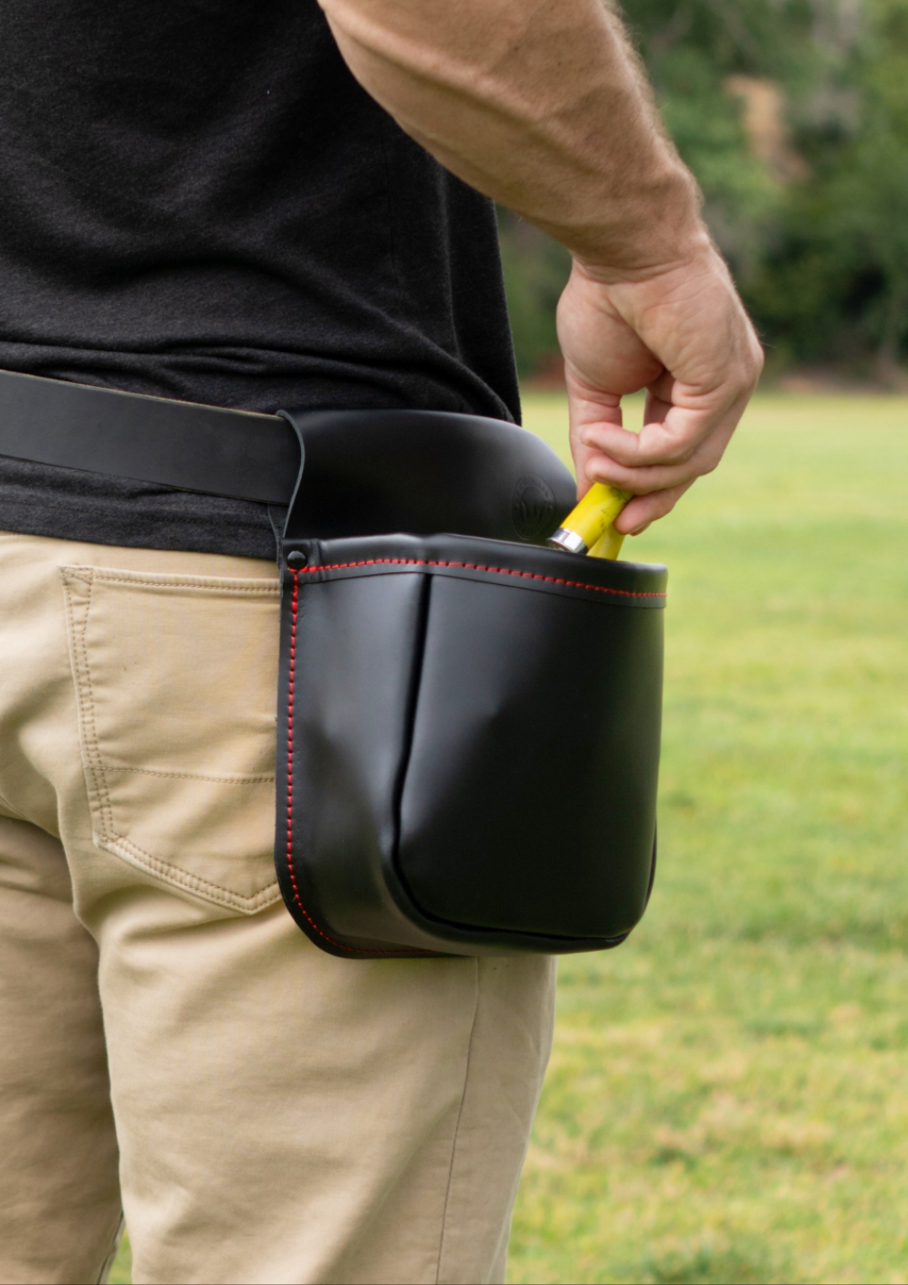 Leather Shotgun Shell Pouch - Black