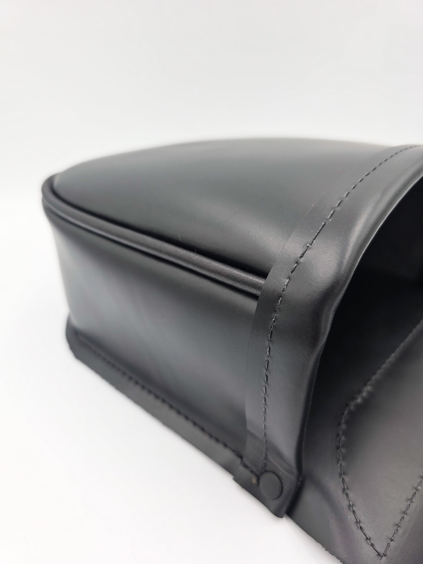 Leather Shotgun Shell Pouch - Single Pocket - Chrome Tanned Black