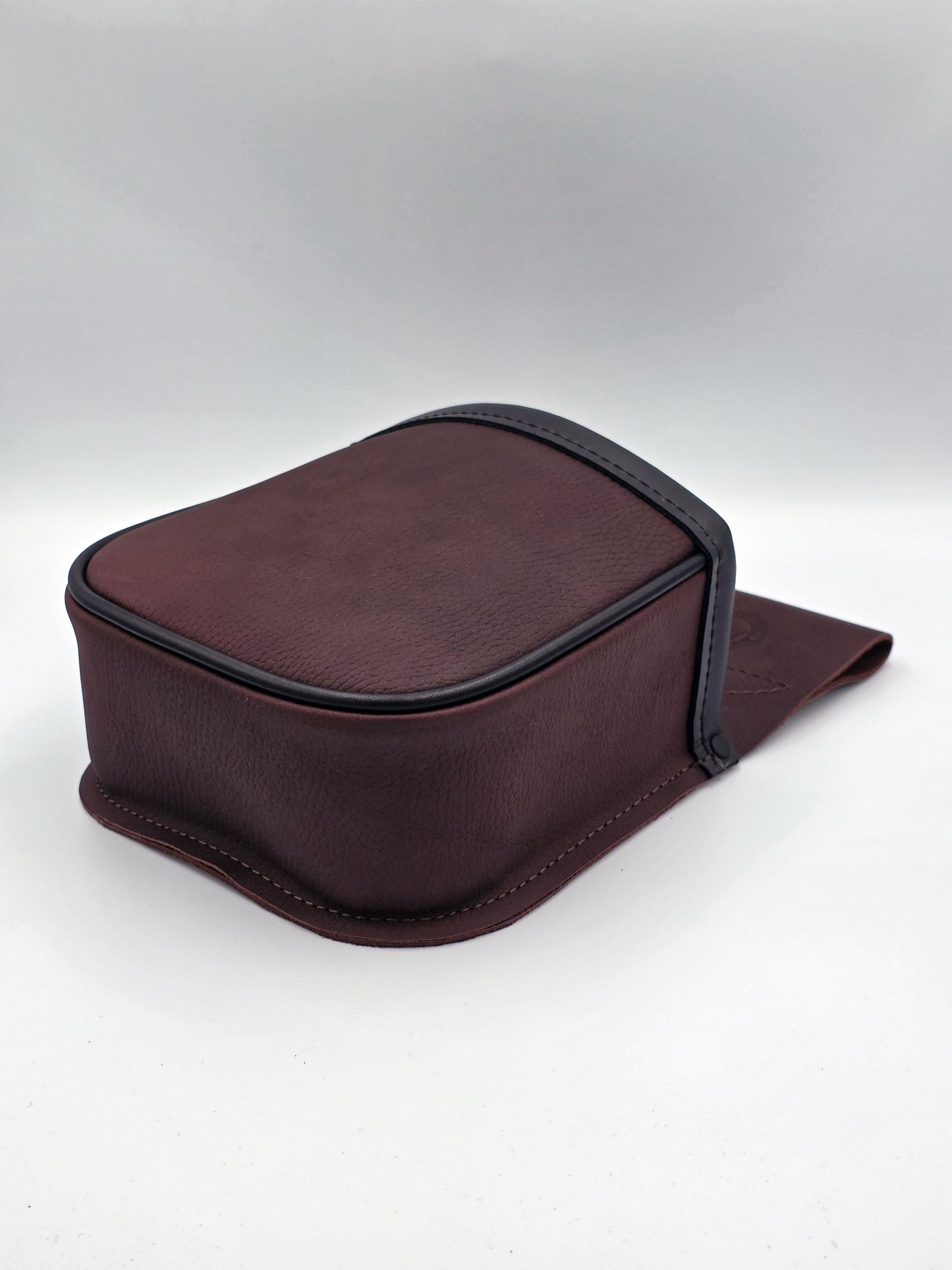 Leather Shotgun Shell Pouch - Single Pocket - Pebble Brown and Black