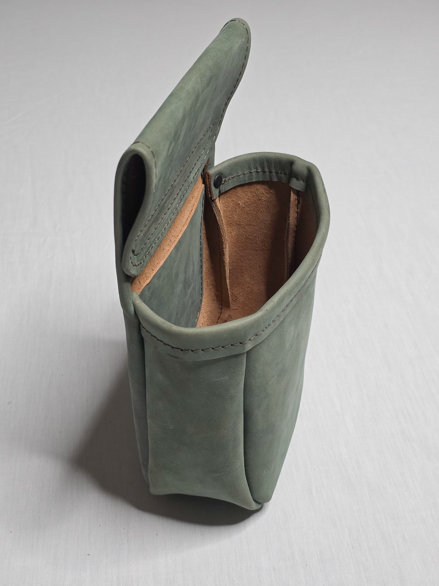 Handmade Sage Leather Shotgun Shell Pouch - Rolled Edge Shooting Bag for Trap, Skeet & Sporting Clays - Shotgun Shell Bag