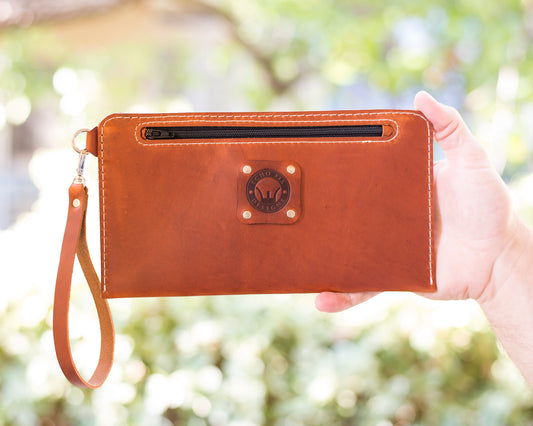 New Haven Leather Clutch | Limited